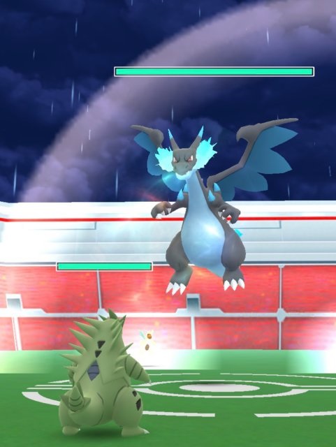 Un Méga-Raid contre Méga-Dracaufeu X dans Pokémon GO