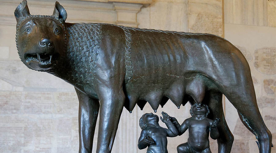 La vraie statue maternelle alias la louve Capitoline